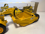 Caterpillar 621 Scraper 1:50 von NZG 122 OVP