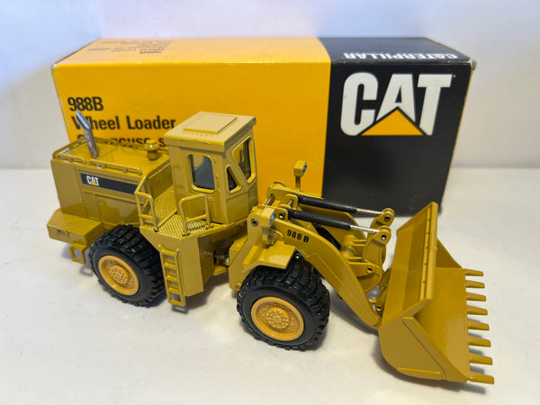 Caterpillar 988 B Radlader 1:50 von NZG 167 OVP