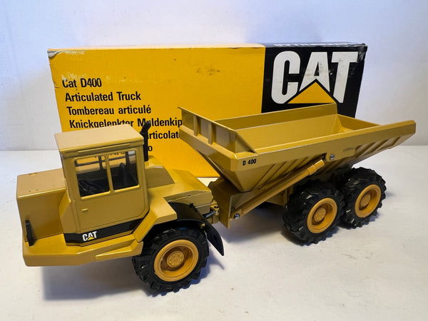 Caterpillar D 400 Muldenkipper 1:50 von Conrad 2862 OVP