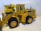 Caterpillar 988 B Radlader 1:50 von NZG 167 OVP