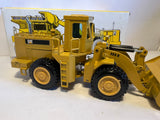 Caterpillar 988 B Radlader 1:50 von NZG 167 OVP