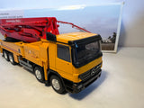 MB Actros M 46-5 Putzmeister Betonpumpe 1:50 von Conrad 40159 OVP