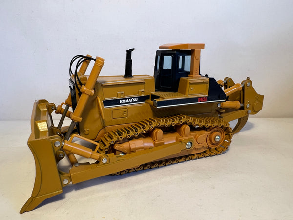 Komatsu D 475 A Planierraupe 1:50 von Shinsei