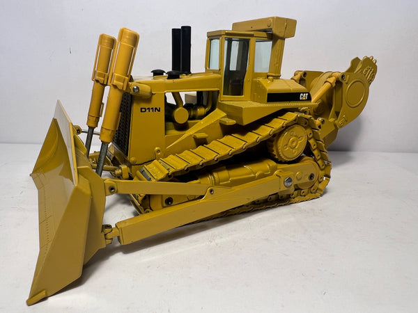 Caterpillar D 11 N Planierraupe Impact Ripper 1:50 von Conrad 2854