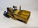 Caterpillar AP-1050 Strassenfertiger 1:50 von NZG 388