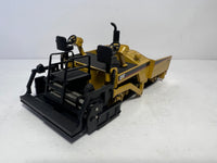 Caterpillar AP-1050 Strassenfertiger 1:50 von NZG 388