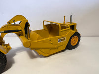 Caterpillar 627 Scraper 1:50 von NZG 126