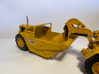 Caterpillar 627 Scraper 1:50 von NZG 126