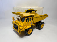 Caterpillar 769 C Muldenkipper 1:50 von NZG 222 OVP