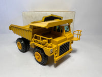 Caterpillar 769 C Muldenkipper 1:50 von NZG 222 OVP