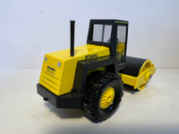 Bomag BW 213 D Walze 1:50 von Conrad 2710